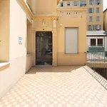 #41 Central & Charming 1 Bdr Flat 10Mins Walk To Beach
