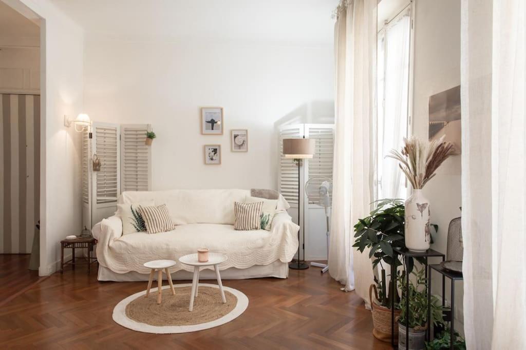 Apartment #41 & Charming 1 Bdr Flat 10mins Walk To *
