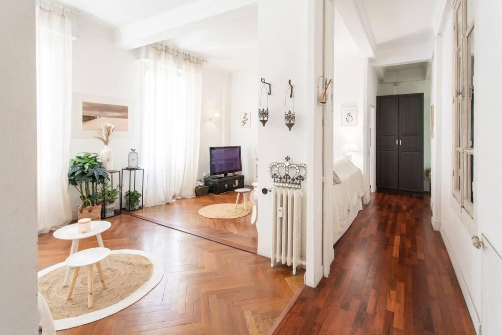 #41 & Charming 1 Bdr Flat 10mins Walk To Appartamento